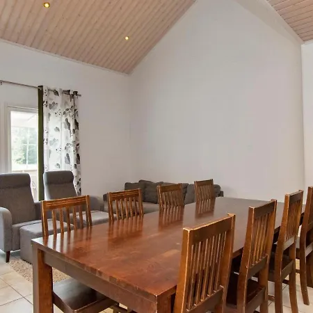 4 Seasons Hymy B By Interhome *